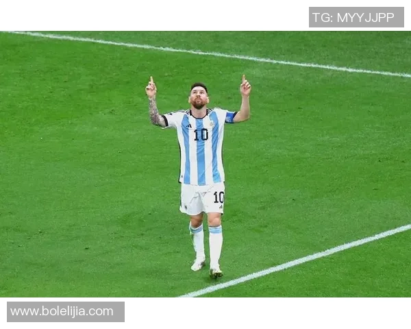 本届阿根廷足球明星闪耀赛场展现无与伦比的技艺与团队精神